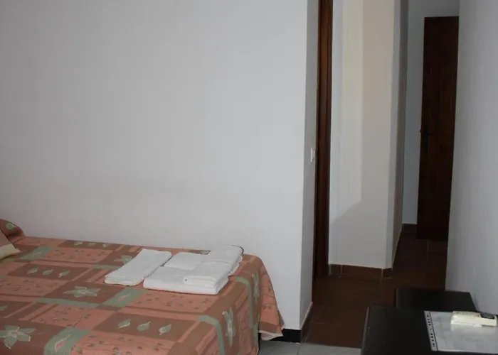 Hostal Torre De Guzman